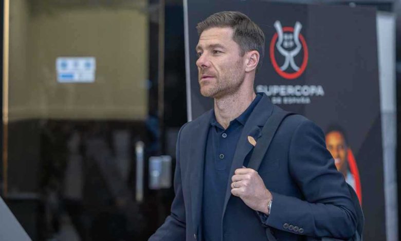 لتمويل صفقة المدرب الأجنبي.. جون إدوارد يضع 5 لاعبين للبيع