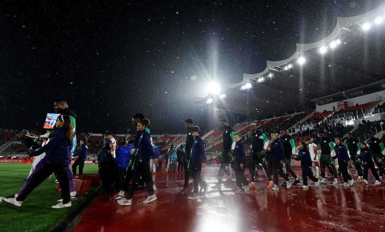 بالأسماء.. صفقات الأهلي تفجّر أول خلاف بين الخطيب وسيد عبد الحفيظ