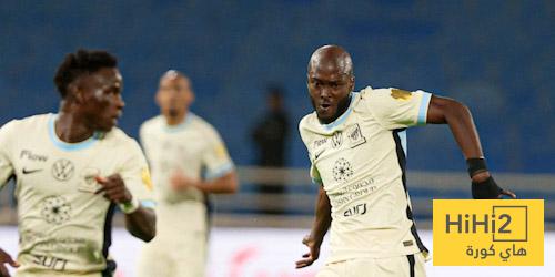 عين على دانيلو في مباراة الخلود