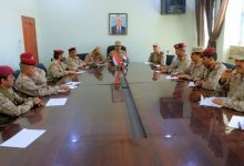 اجتماع عسكري يقر إجراءات مشددة لتأمين الطريق الدولية والمنشآت الحيوية