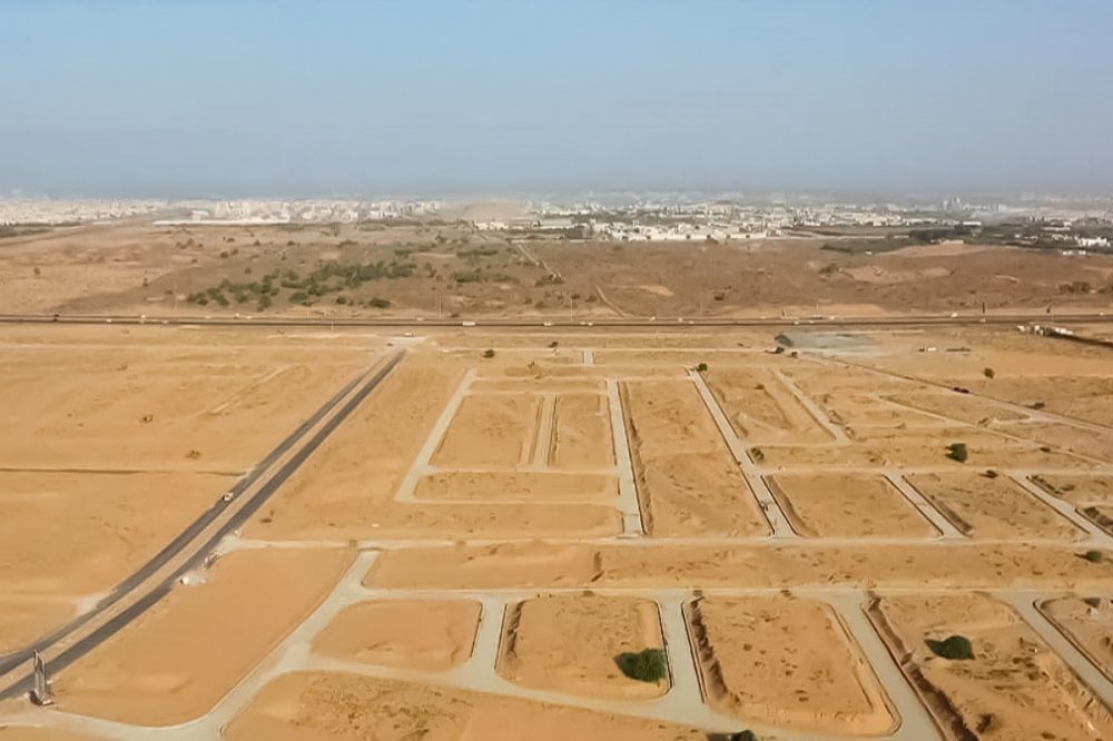 "البلديات والإسكان" تبدأ بإصدار أكثر من 60 ألف فاتورة لرسوم الأراضي البيضاء في الرياض