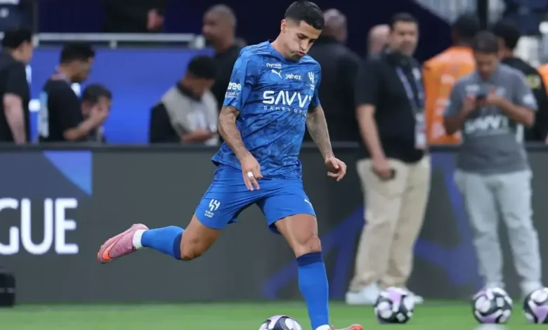 إنتر ميلان يستسلم في صفقة كانسيلو بعد اقترابه من برشلونة