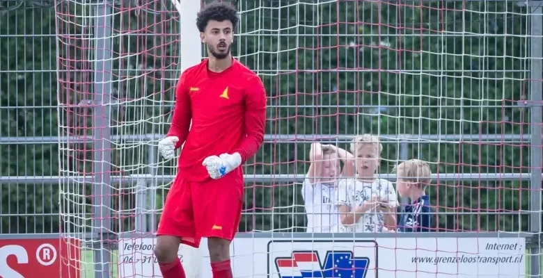 صفقة الزعيم الجديدة: ريان الدوسري يتألق أمام الهلال ويثبت جدارته 