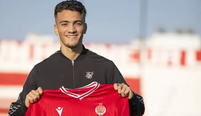 أسامة الزمراوي يغادر الوداد الرياضي إلى الدوري المصري