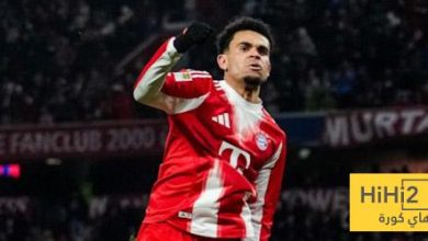 عين على دياز في مباراة فولفسبورغ