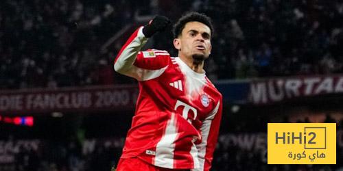 عين على دياز في مباراة فولفسبورغ