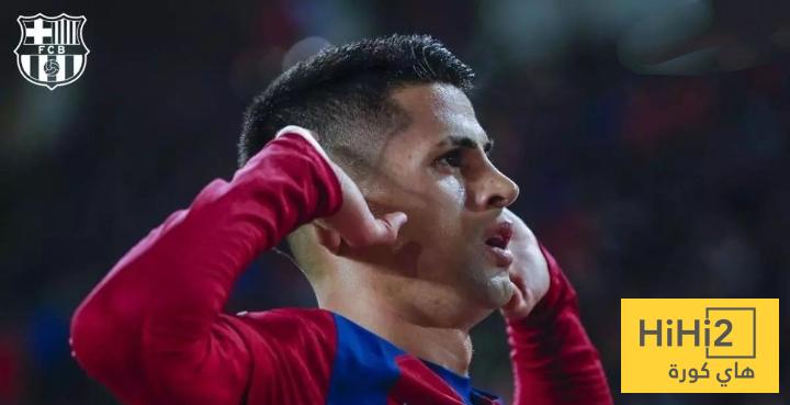 كانسيلو ينتظر تحرك رسمي من برشلونة