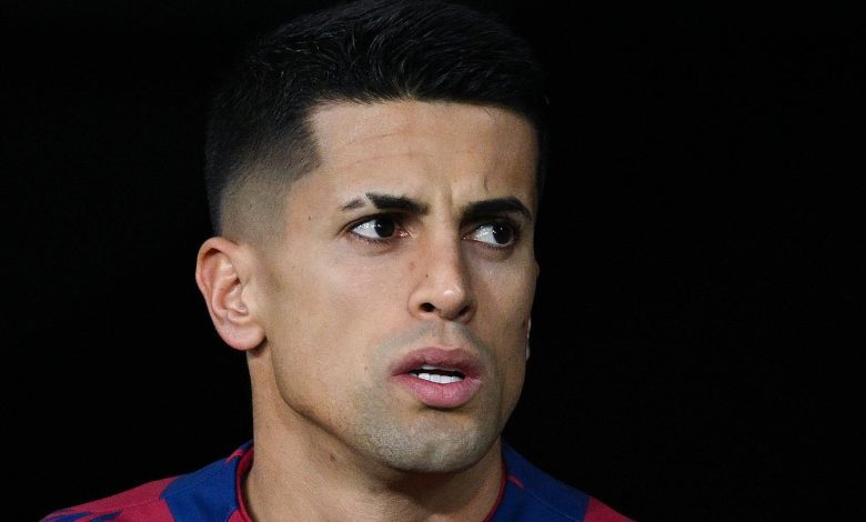 كانسيلو ينتظر عرض برشلونة