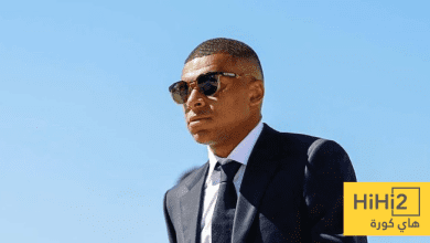 صورة .. مبابي في المطار قبل السفر الى جدة