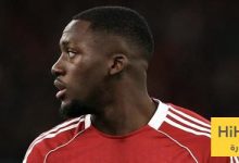 عين على كوناتي في مباراة ليدز يونايتد