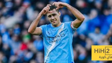 عين على رودري في مباراة إكستر سيتي