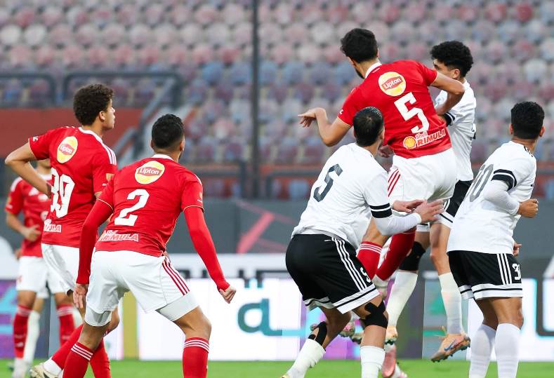 الأهلي وطلائع الجيش