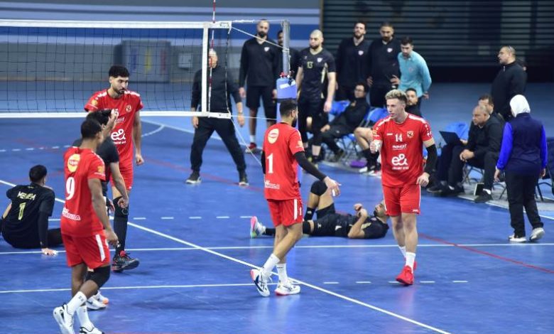 طائرة الأهلي