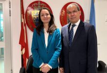 السفير السعدي يطلع مندوبتي الدنمارك واليونان لدى الامم المتحدة على مستجدات الأوضاع في اليمن