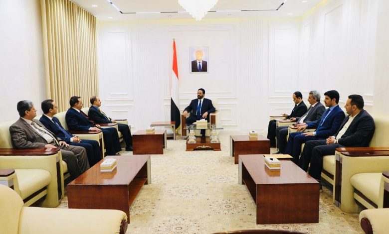 العرادة يلتقي وزير الإعلام والثقافة والسياحة ويؤكد أهمية تعزيز الوعي الوطني خلال المرحلة الراهنة