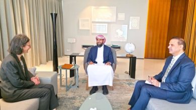 المحرّمي يبحث مع السفيرة الفرنسية تعزيز العلاقات الثنائية ودعم جهود الاستقرار والتنمية