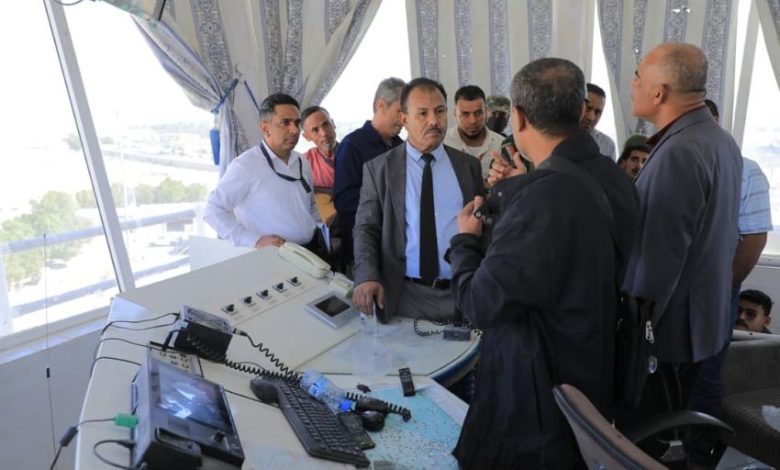 الوكيل العامري يطّلع على جهود إعادة تشغيل مطار سيئون الدولي وعدد من المرافق الخدمية