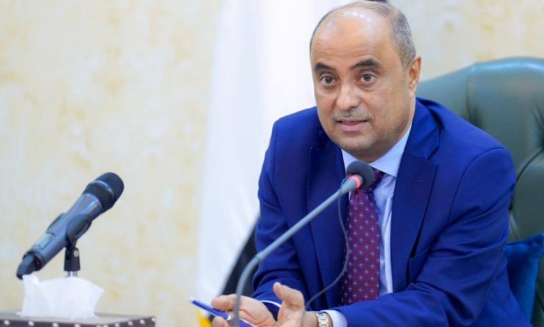 رئيس الوزراء يعلن عن دعم سعودي جديد وعاجل بـ90 مليون دولار لصرف مرتبات الموظفين