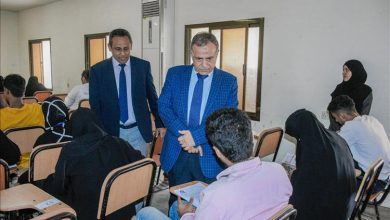 رئيس جامعة عدن يتفقد سير امتحانات الفصل الدراسي الأول بكلية الحاسوب وتكنولوجيا المعلومات