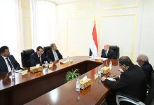 رئيس مجلس القيادة يؤكد الدور المحوري للسلطة القضائية في تعزيز هيبة الدولة وحماية مركزها القانوني