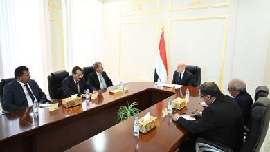 رئيس مجلس القيادة يؤكد الدور المحوري للسلطة القضائية في تعزيز هيبة الدولة وحماية مركزها القانوني