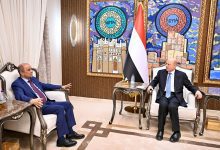 رئيس مجلس القيادة يستقبل رئيس مجلس الوزراء