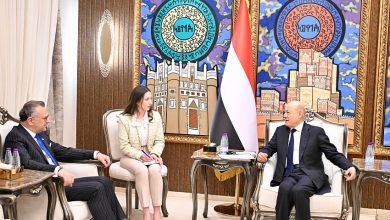 رئيس مجلس القيادة يستقبل كبير مستشاري الرئيس الامريكي