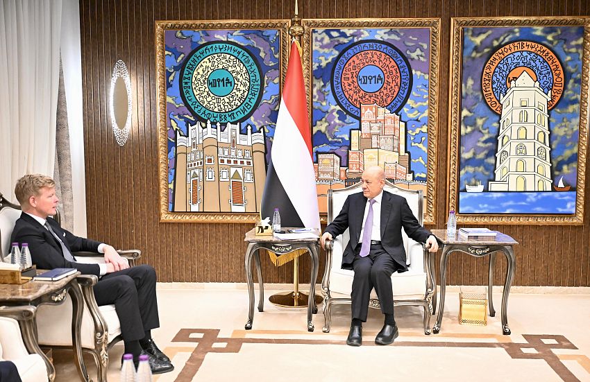 رئيس مجلس القيادة يشيد بموقف الأمم المتحدة الداعم لوحدة اليمن واستقراره وسلامة اراضيه