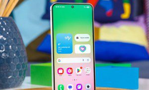 سامسونج تستعد لتجهيز Galaxy A57 بشاشة OLED مرنة لأول مرة