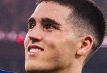 صور : كورباسي يشير للجماهير بحركة قذره بعد اللقاء