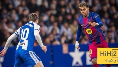 صورة.. 10 من أفراد أمن اسبانيول يتدخلون لطرد مشجع برشلونة