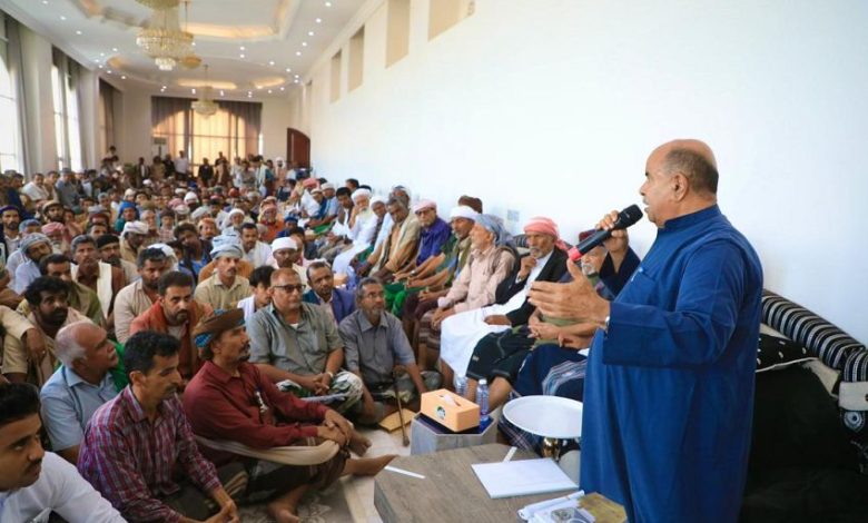 عضو مجلس القيادة الرئاسي الخنبشي يلتقي قبائل نوح وعدداً من المناصب والمشايخ والمقادمة