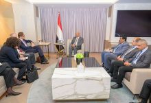 عضو مجلس القيادة طارق صالح يلتقي مفوض الخارجية الألمانية الخاص لشؤون الشرق الأوسط