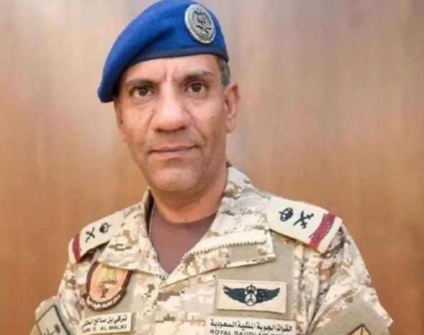 عيدروس الزبيدي وآخرون هربوا ليلًا عبر واسطة بحرية باتجاه إقليم أرض الصومال