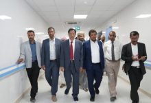 محافظ المهرة يفتتح مستشفى الغيضة المركزي بعد إعادة تأهيله بدعم دولي ومحلي