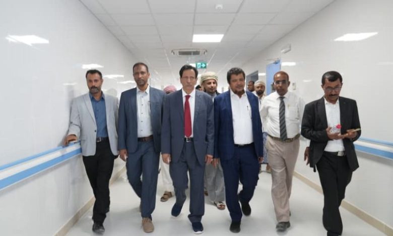 محافظ المهرة يفتتح مستشفى الغيضة المركزي بعد إعادة تأهيله بدعم دولي ومحلي