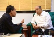 محافظ حضرموت يشيد بجهود مكافحة المخدرات ويؤكد أهمية الحد من آثارها السلبية على المجتمع