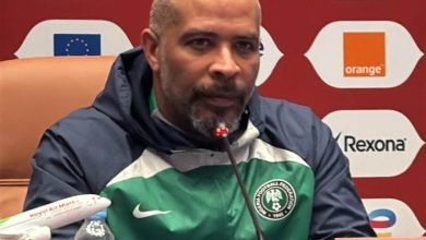 إريك شيل المدير الفني لمنتخب نيجيريا،