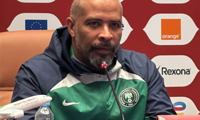 إريك شيل المدير الفني لمنتخب نيجيريا،