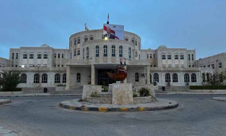 نؤكد امتثالنا لقرارات رئيس مجلس القيادة ونثمن الدعم السعودي لأمن واستقرار اليمن