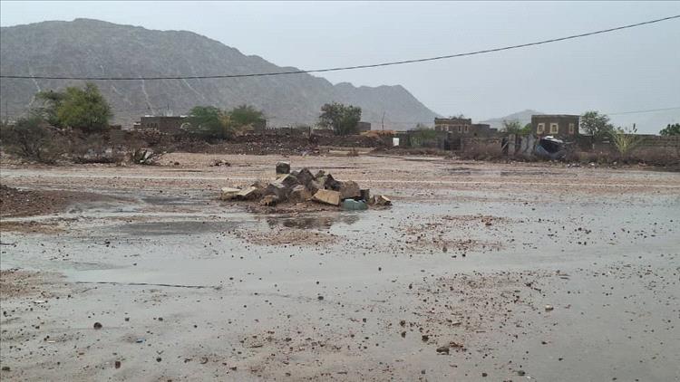 أمطار الخير تعم أبين وتبعث البهجة في نفوس الأهالي