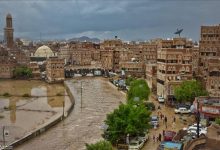 أمطار الخير تغمر صنعاء … وسيول تجري في الشوارع وتحذيرات للمواطنين