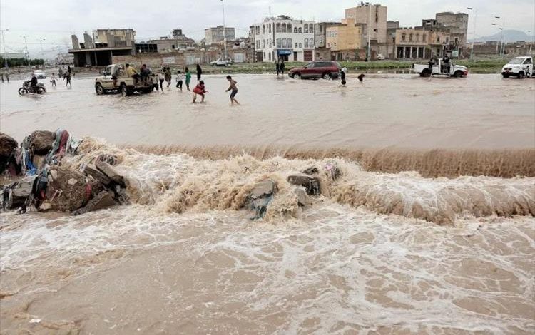 أمطار رعدية وسيول جارفة متوقعة في 16 محافظة خلال الساعات القادمة