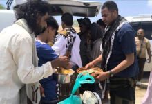 أهالي أحور يجسدون أروع صور التكافل باستضافة المسافرين المنقطعين بسبب السيول