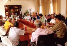 اجتماع صحي في لحج مع أول دوام بعد العيد.. توجيهات حازمة بشأن الانضباط الوظيفي