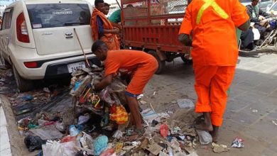 استمرار حملة صندوق النظافة في الشيخ عثمان لرفع مخلفات الأمطار