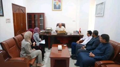 الخنبشي يناقش مع وزير الشؤون القانونية تعزيز العمل القانوني والدفاع عن قضايا الدولة