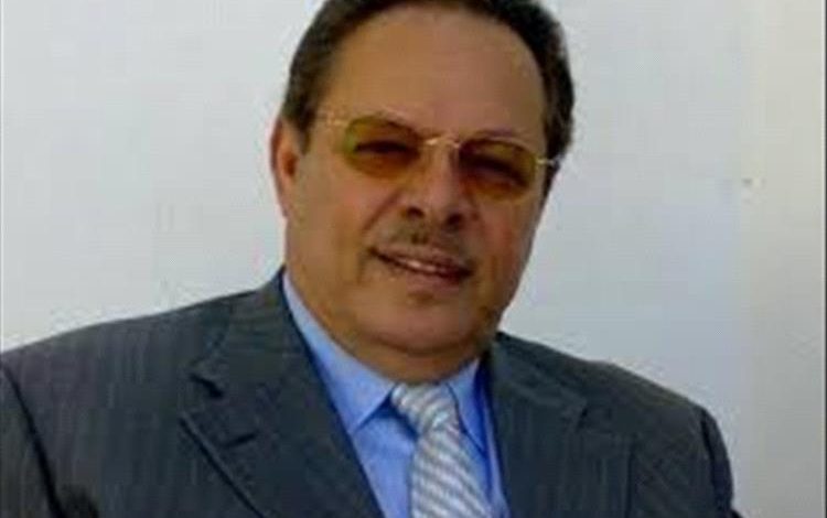 الرئيس علي ناصر يطمئن على صحة الصحفي الكبير سالم الحاج