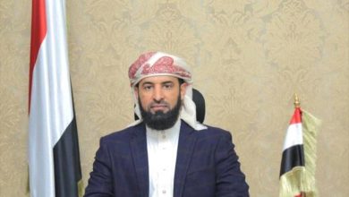 السلطة المحلية بمديرية أحور تشيد بقرار المحافظ الرباش برفع الجبايات وتعلن تأييدها الكامل له