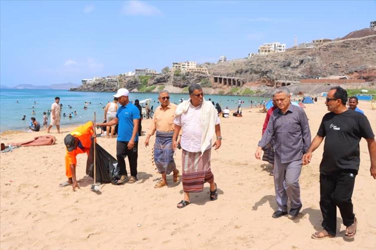 الشاذلي يتفقد ساحل جولدمور ويشارك المواطنين أجواء إجازة العيد